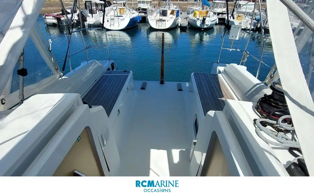 slider 1 Beneteau Oceanis 30.1