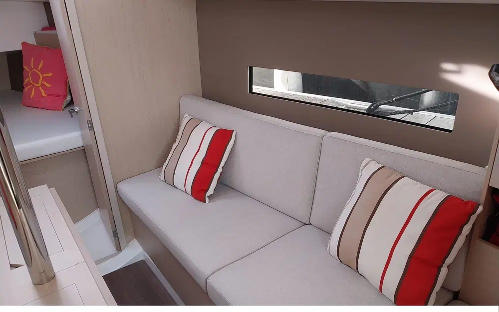 slider 29 Beneteau Oceanis 30.1