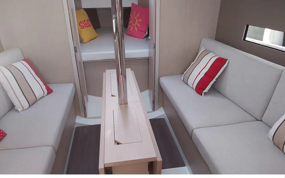 slider 30 Beneteau Oceanis 30.1