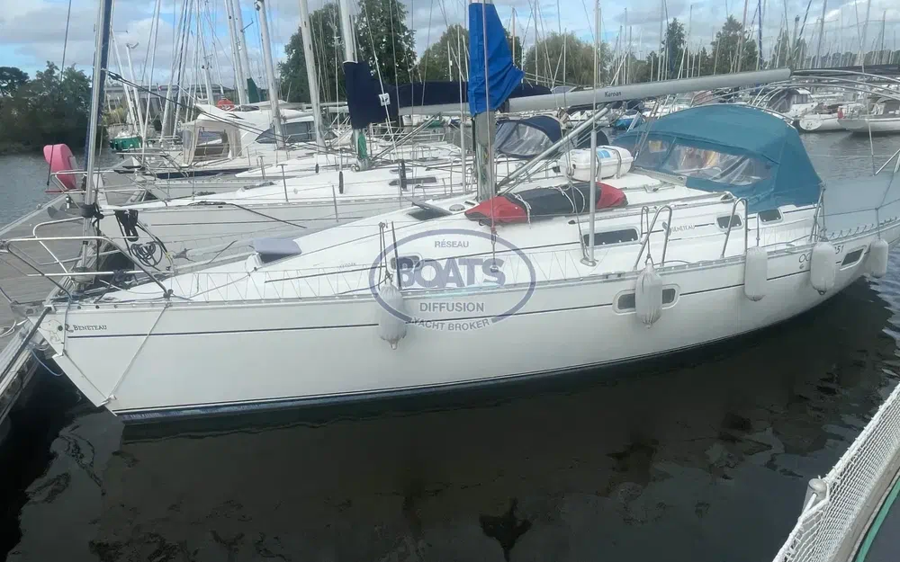 slider 14 Beneteau Oceanis 351