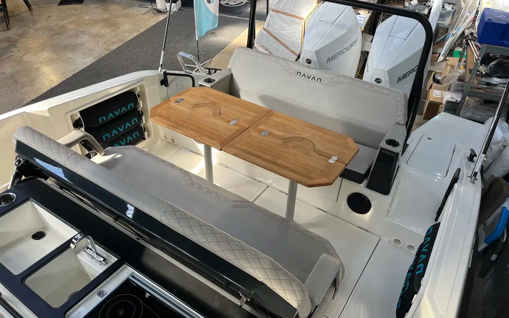 slider 6 Navan S30
