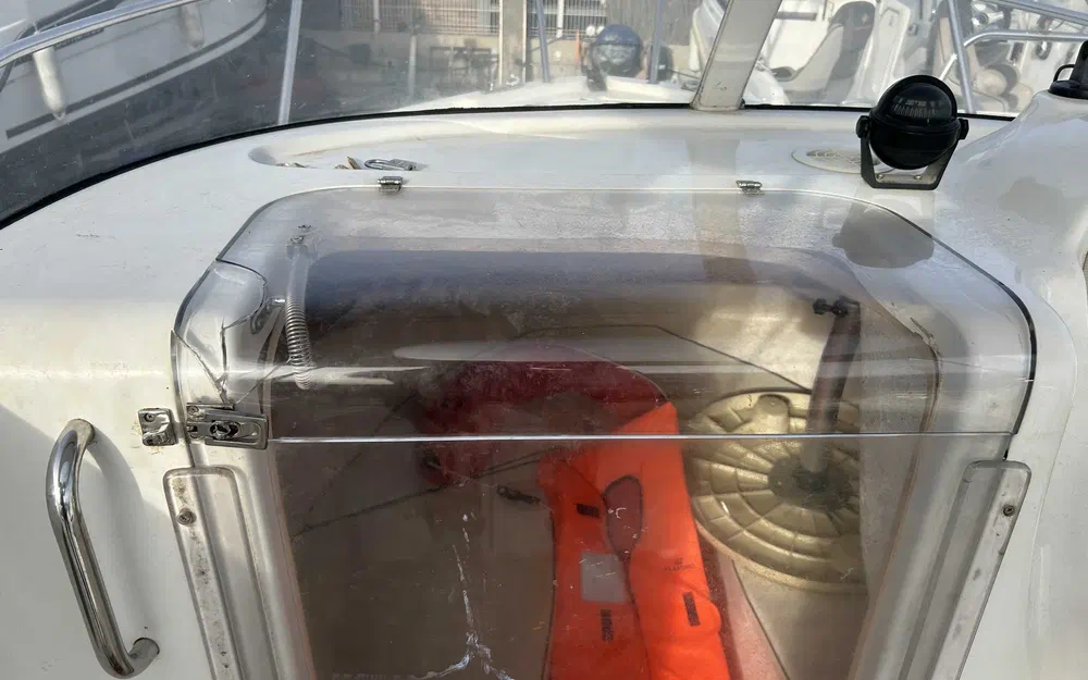 slider 9 Quicksilver 530 Pilothouse