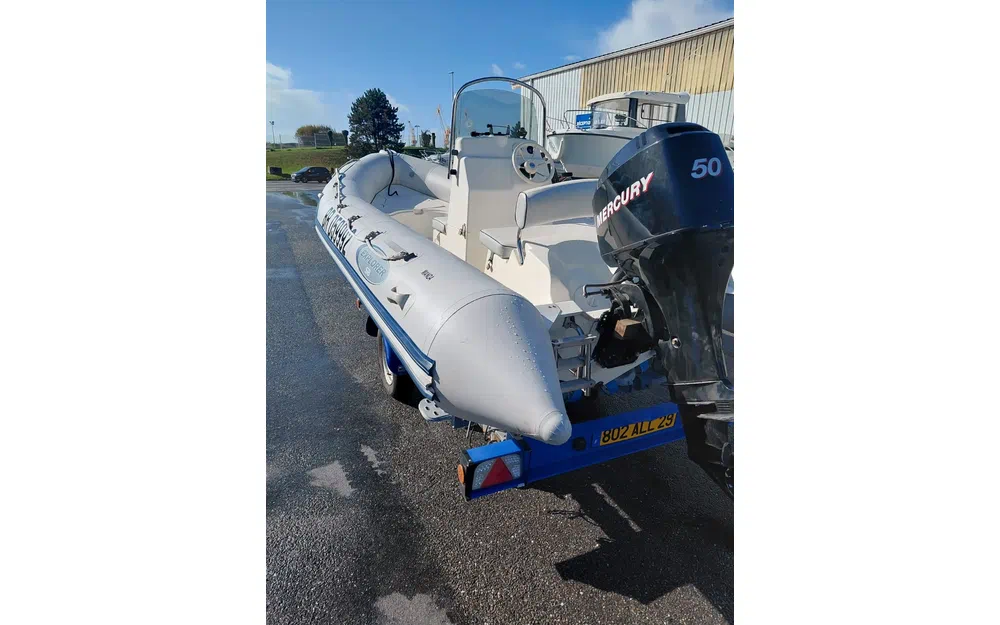 slider 3 Bombard Explorer 550 SB