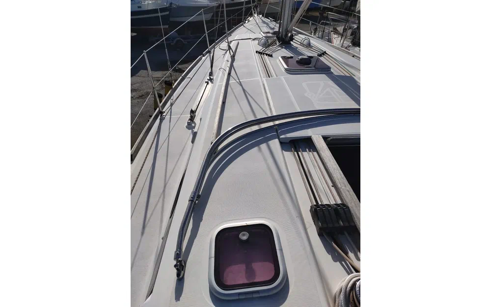 slider 2 Dufour 335 Grand Large