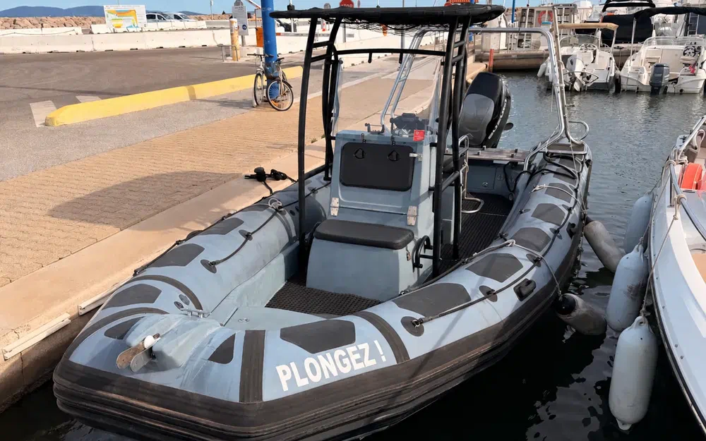 slider 3 Aka Marine R75 C Hypalon