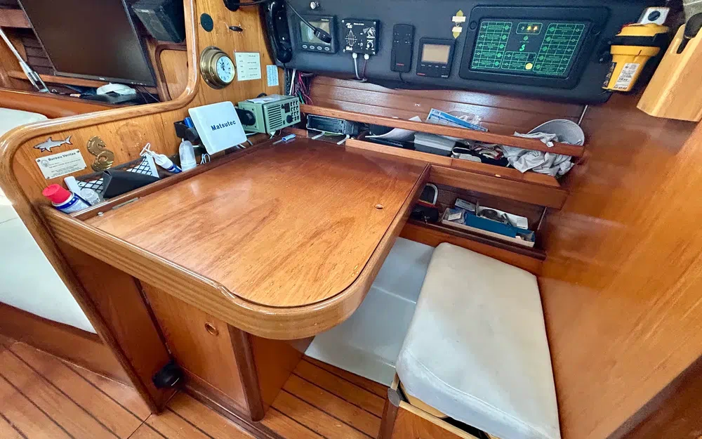 slider 3 Beneteau First 375