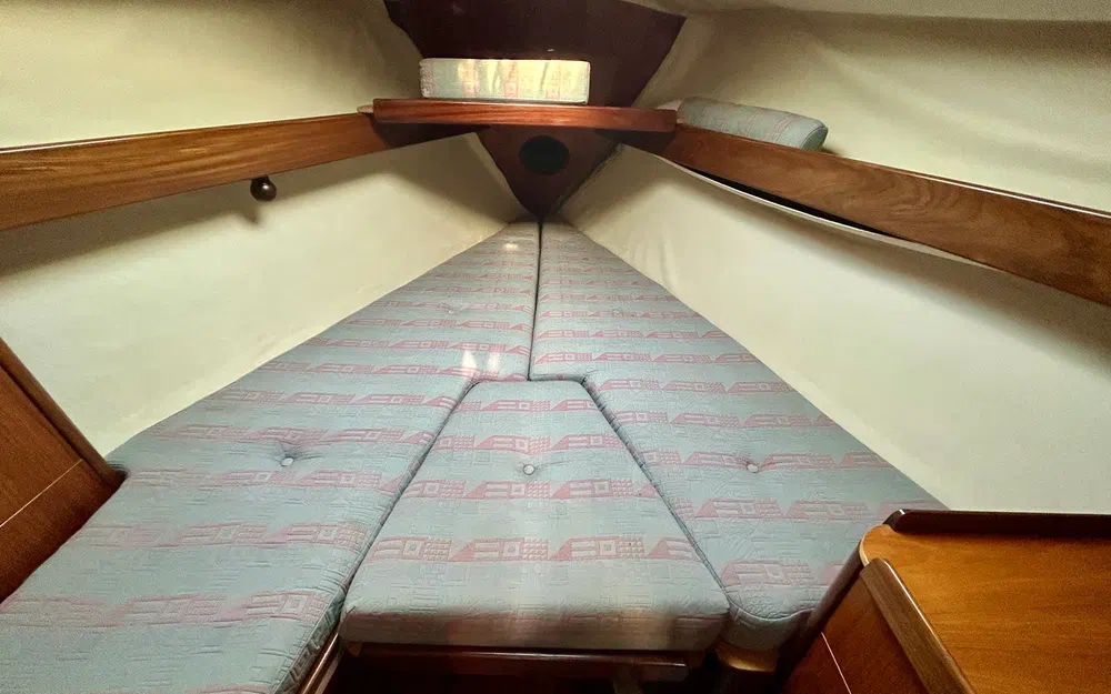slider 7 Beneteau First 375