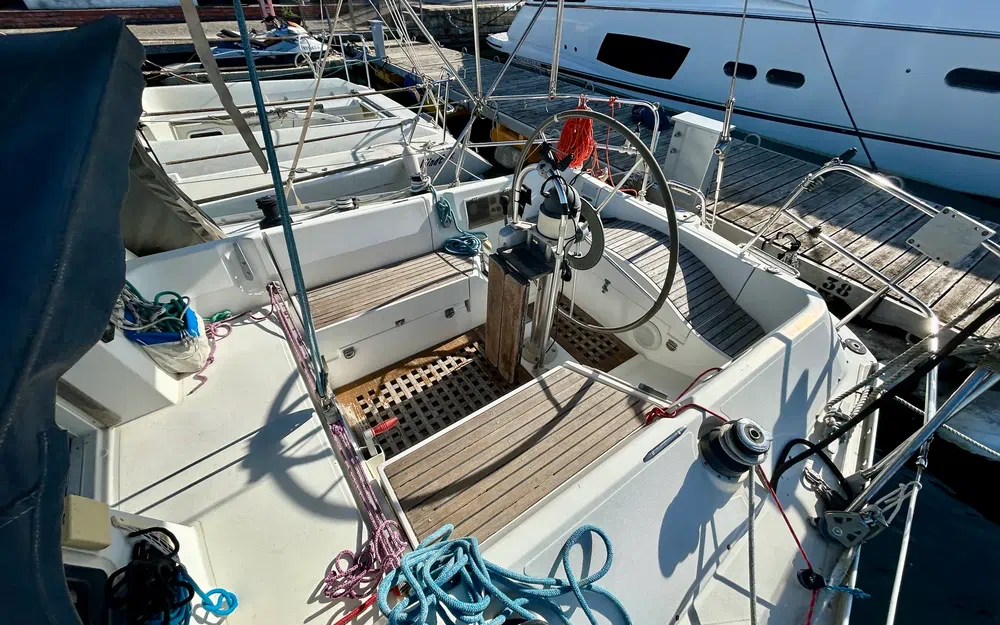 slider 10 Beneteau First 375
