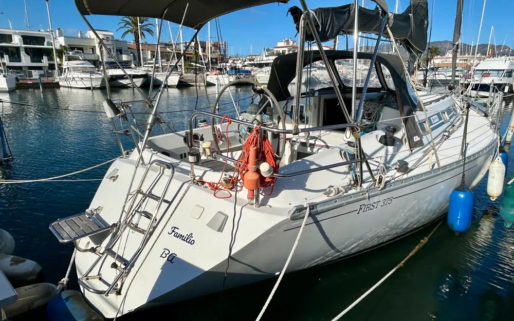 slider 17 Beneteau First 375