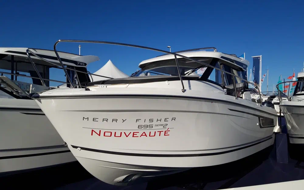 slider 1 Jeanneau Merry Fisher 695 Serie 2
