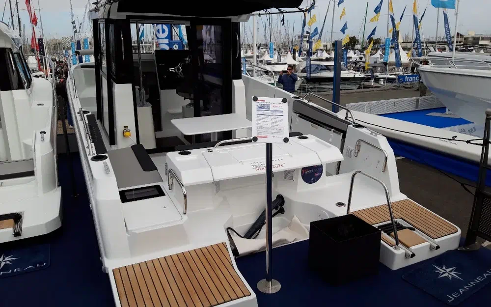 slider 2 Jeanneau Merry Fisher 795 Sport Serie 2