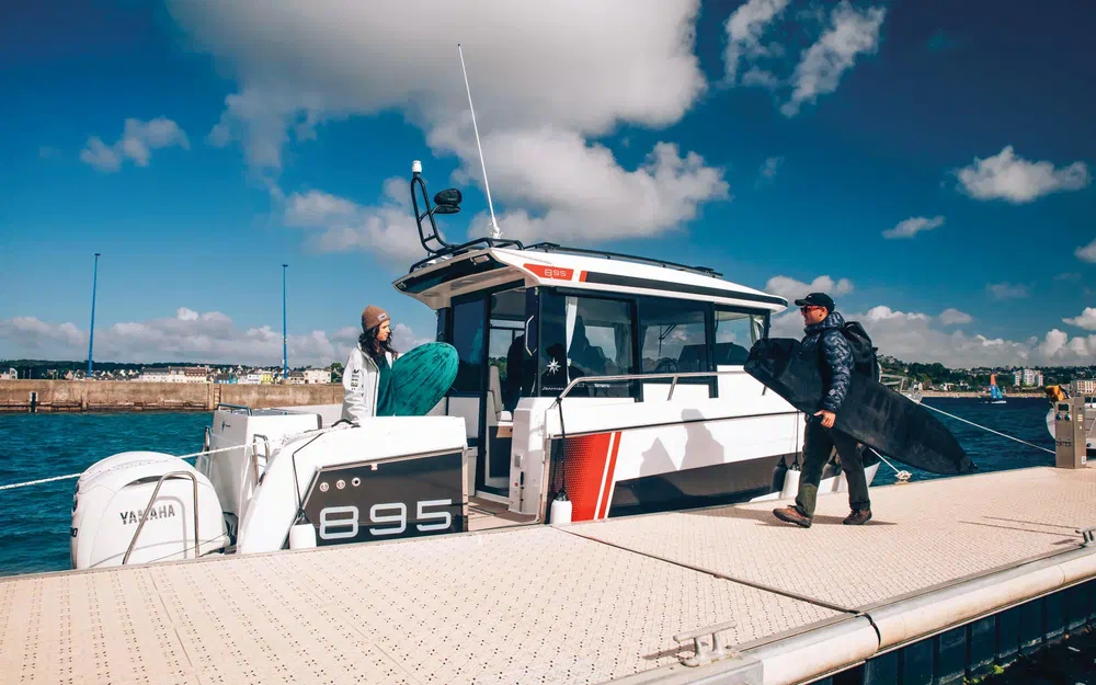 slider 6 Jeanneau Merry Fisher 895 Sport