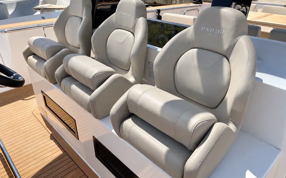 slider 7 Pardo Yachts Pardo 43
