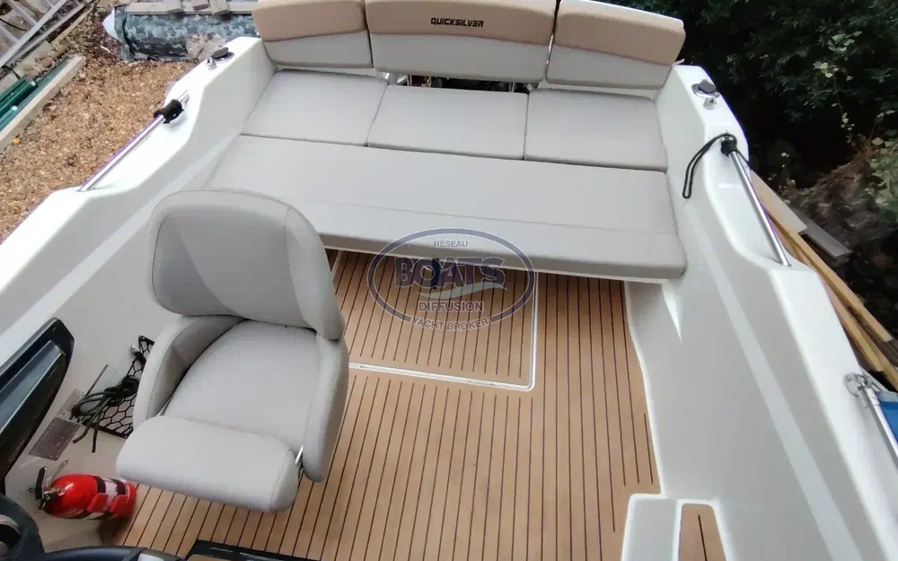 slider 3 Quicksilver 555 Open