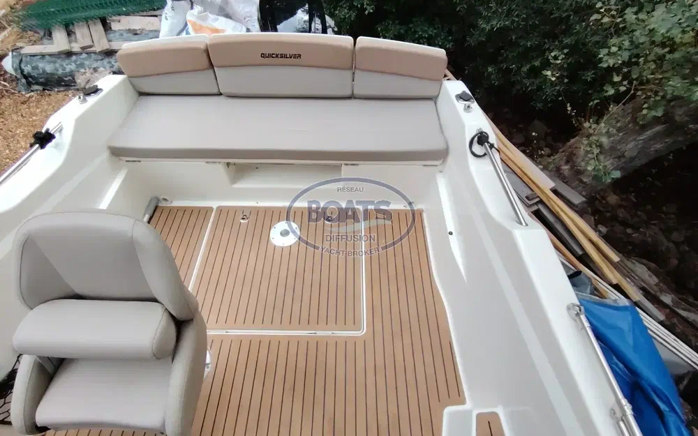 slider 6 Quicksilver 555 Open