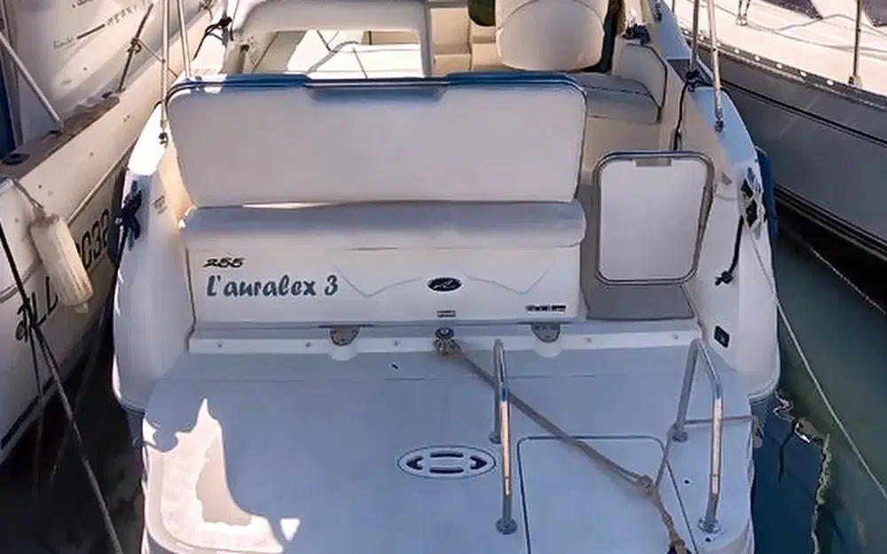 slider 3 Sea Ray 255 Sundancer