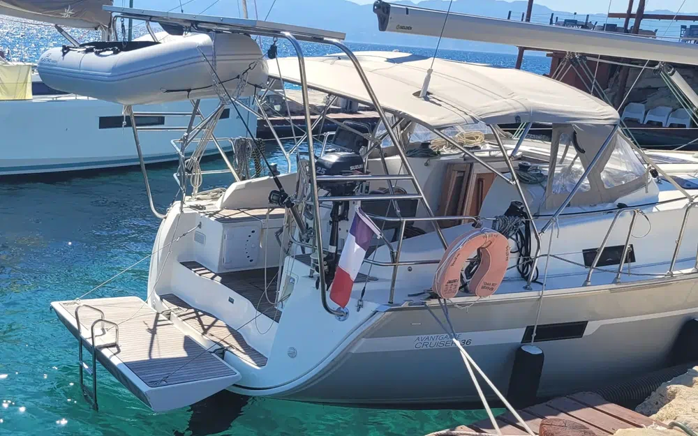 slider 0 Bavaria 36 cruiser Avantgarde