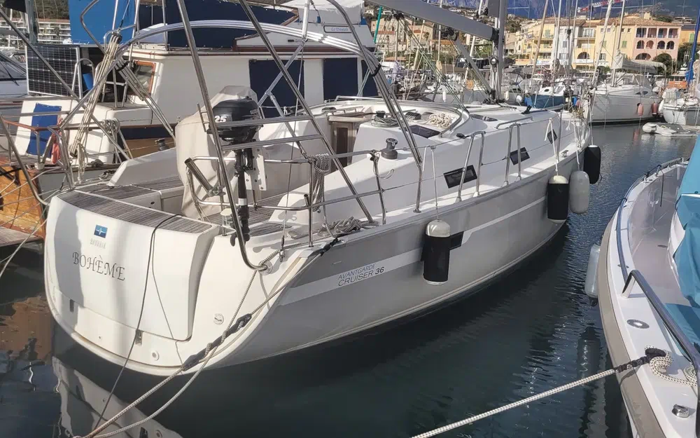 slider 4 Bavaria 36 cruiser Avantgarde