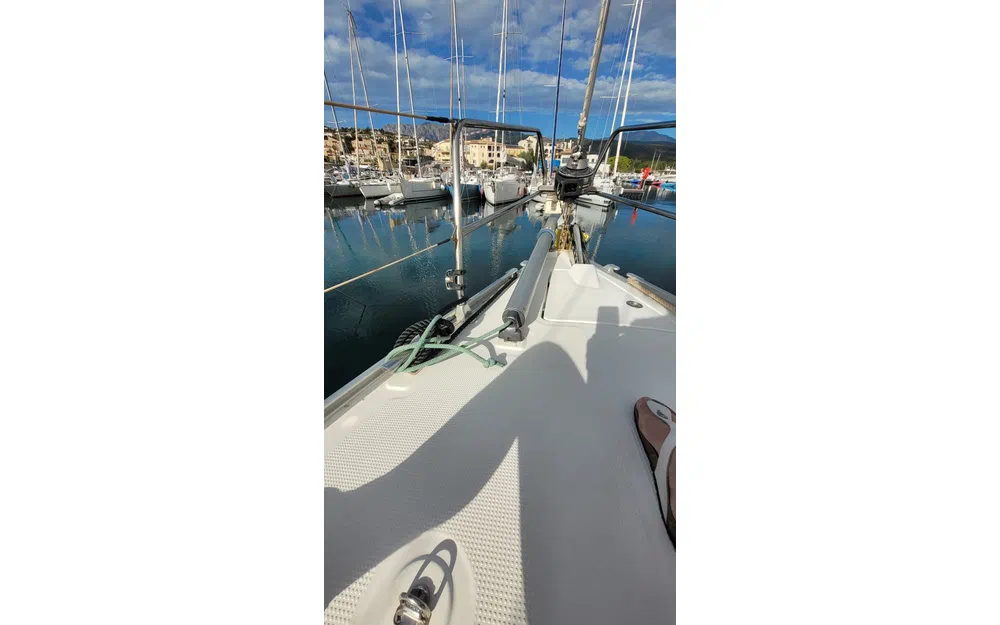 slider 7 Bavaria 36 cruiser Avantgarde