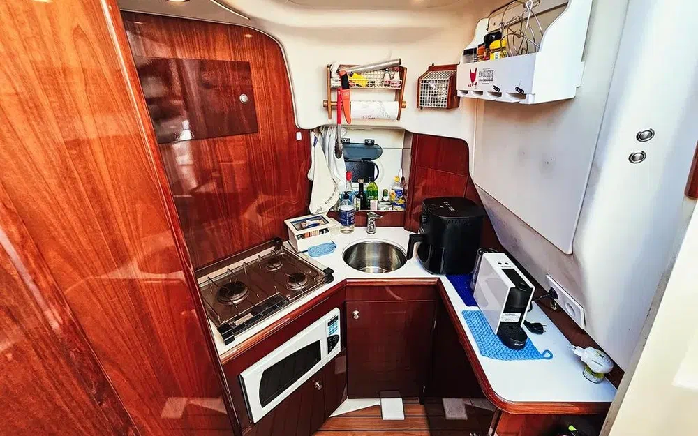slider 13 Jeanneau Prestige 32 Fly
