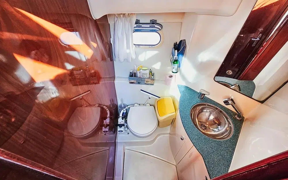 slider 15 Jeanneau Prestige 32 Fly