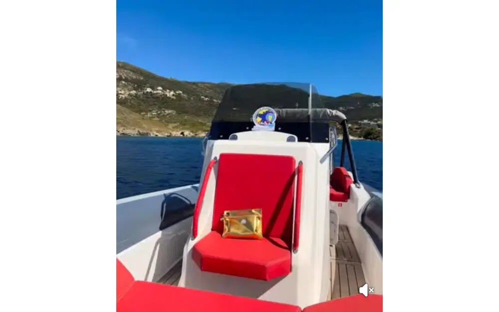 slider 4 MV Marine Mito 29