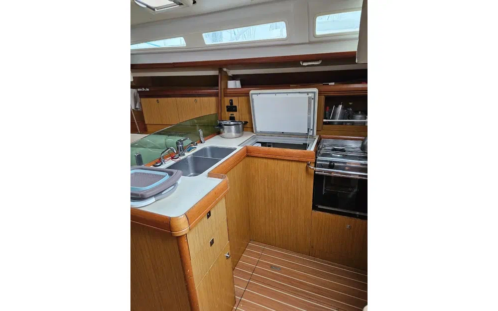 slider 2 Jeanneau Sun Odyssey 42 i