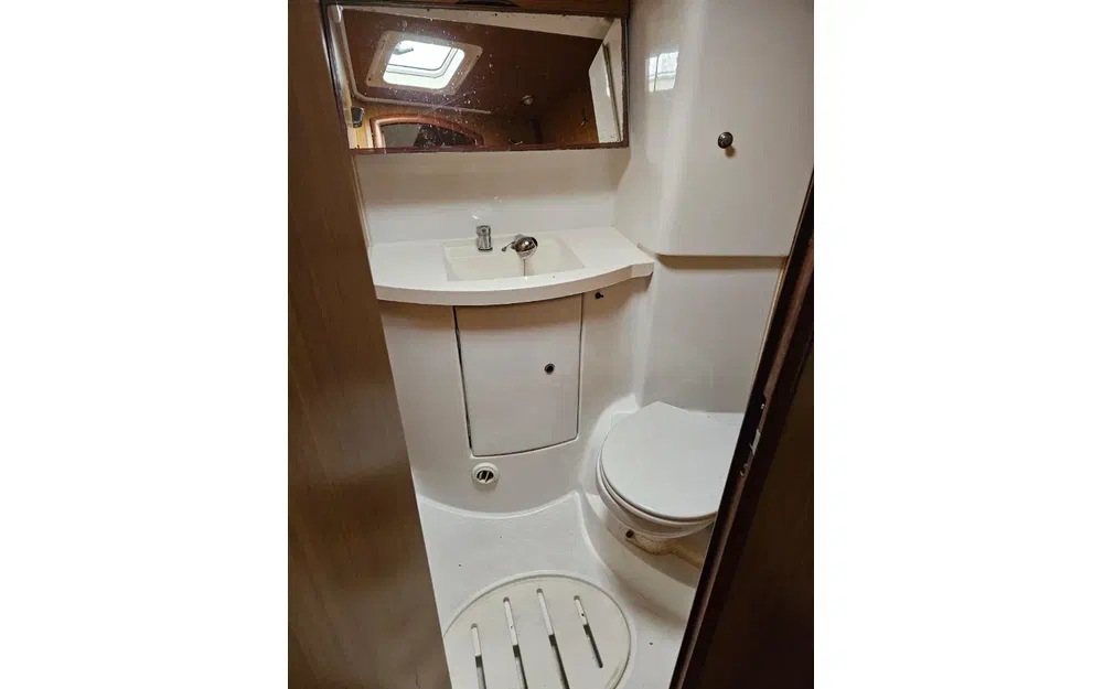 slider 4 Jeanneau Sun Odyssey 42 i