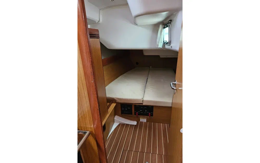 slider 5 Jeanneau Sun Odyssey 42 i