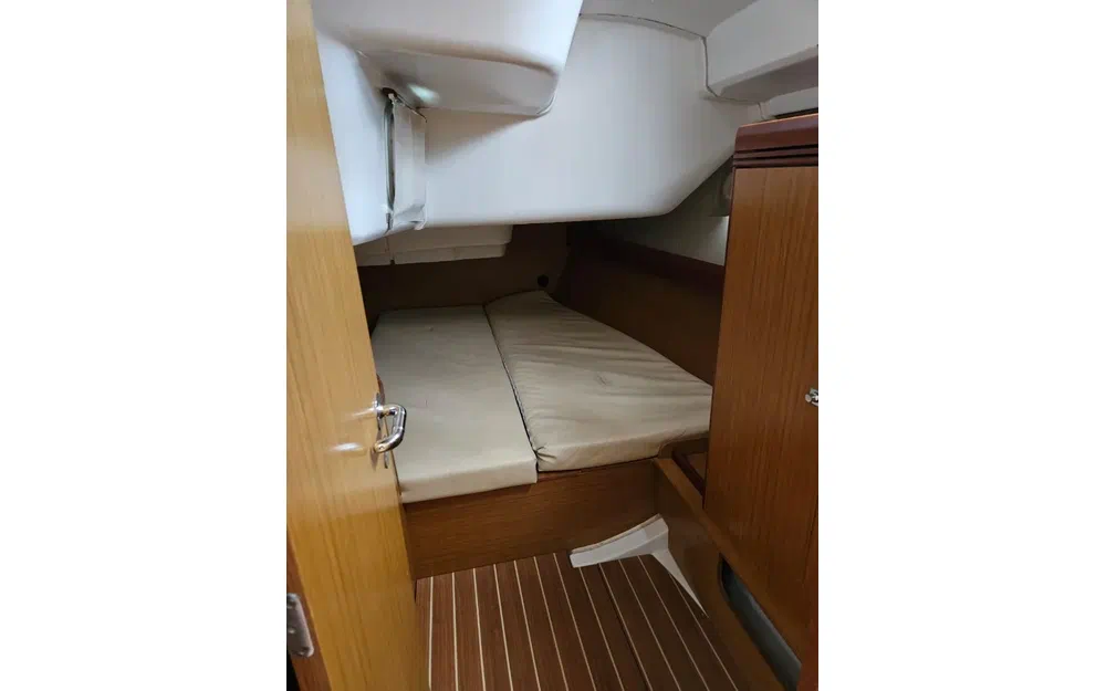 slider 6 Jeanneau Sun Odyssey 42 i