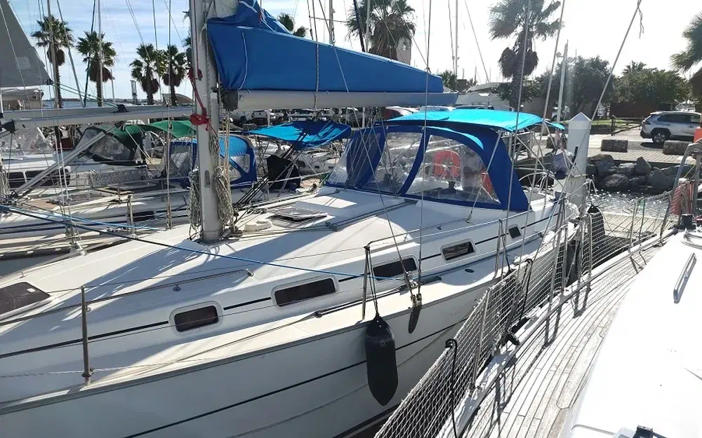 slider 14 Beneteau Cyclades 39.3
