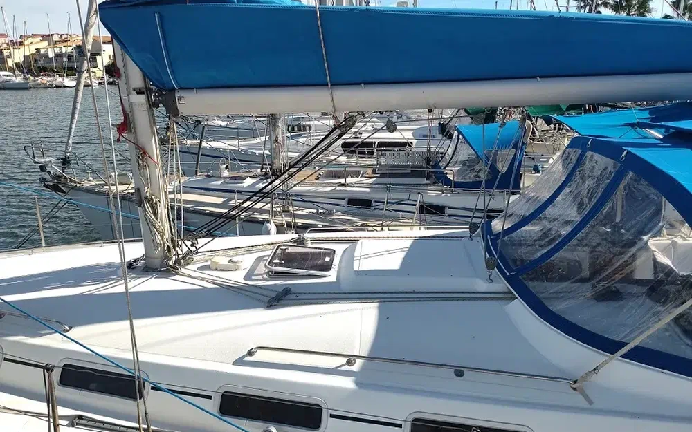 slider 15 Beneteau Cyclades 39.3