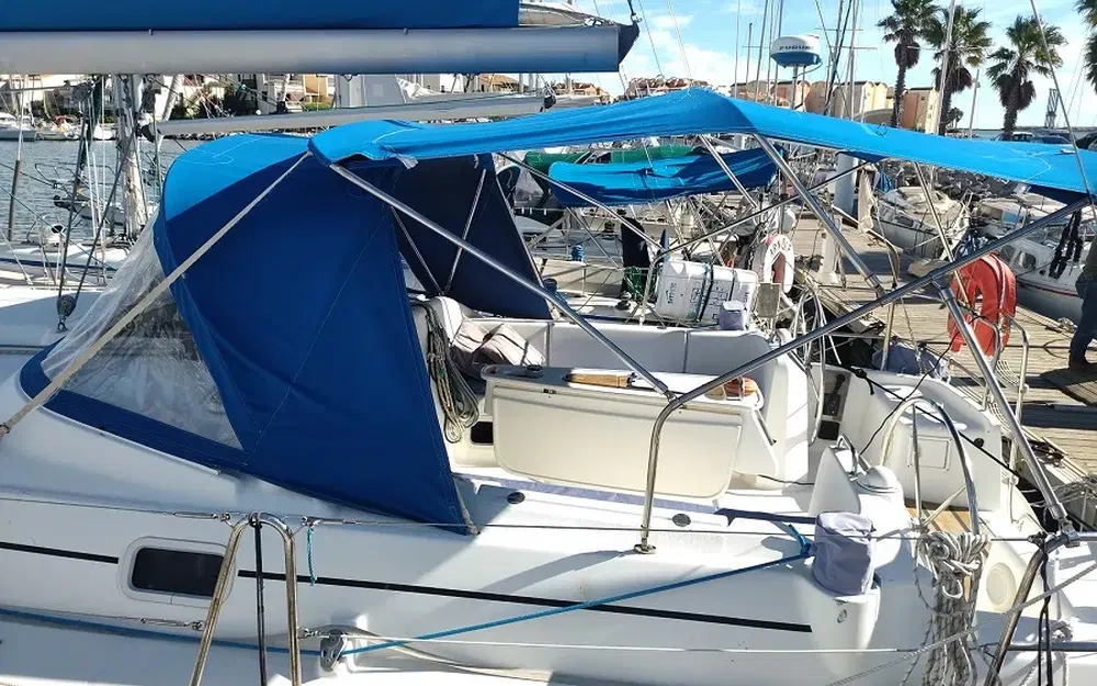 slider 23 Beneteau Cyclades 39.3