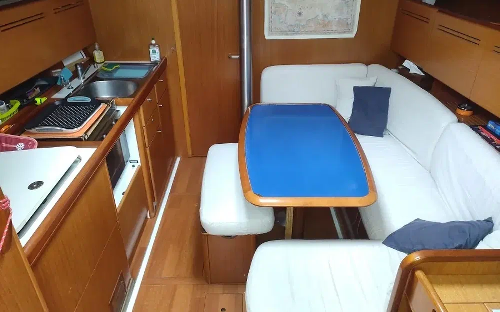 slider 26 Beneteau Cyclades 39.3