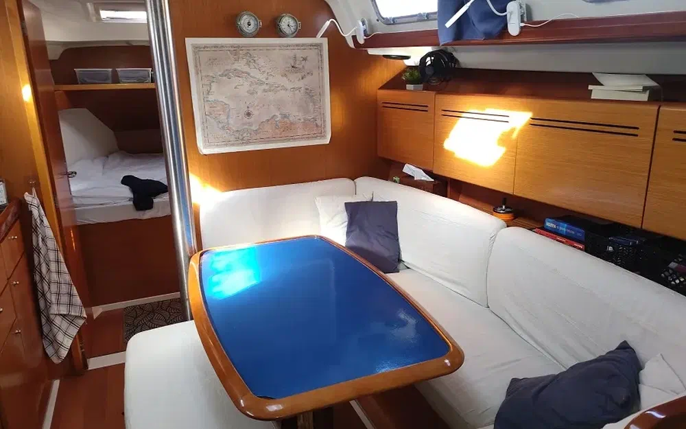 slider 30 Beneteau Cyclades 39.3