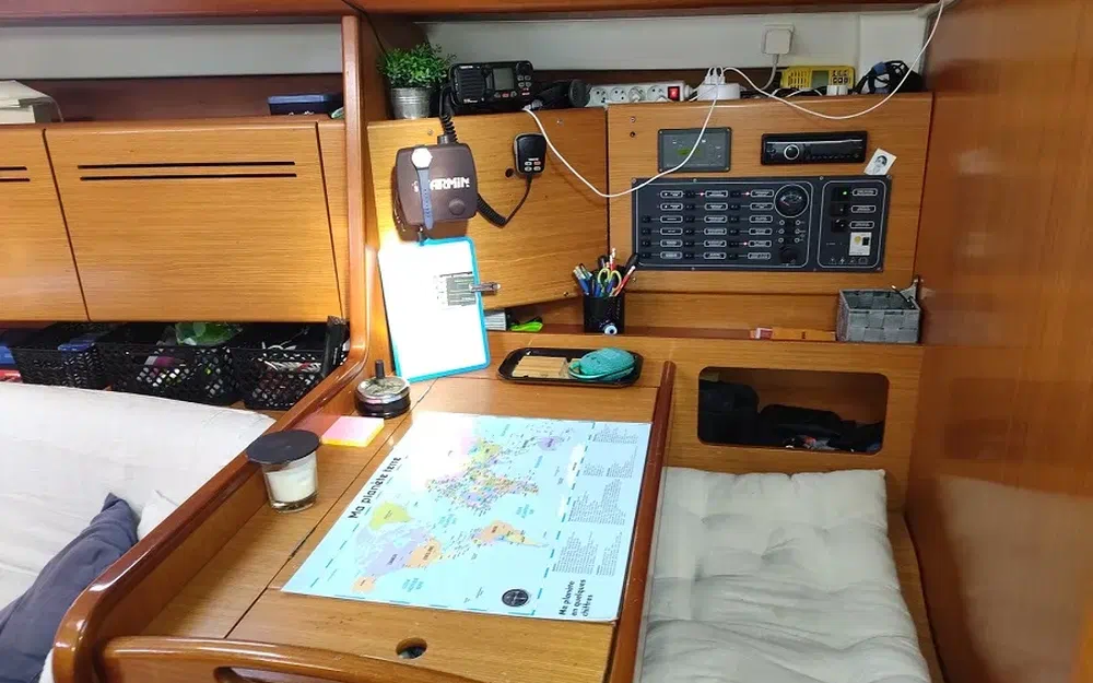 slider 32 Beneteau Cyclades 39.3