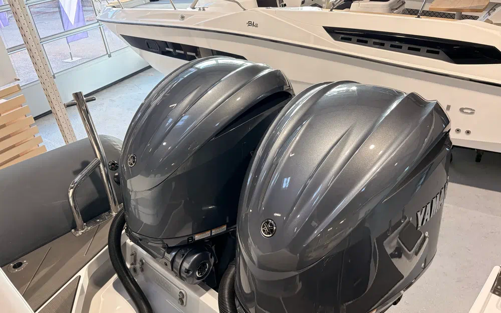 slider 24 Capelli 900 CHASE