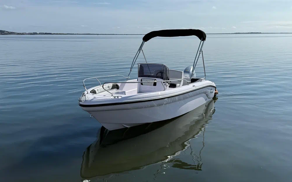 slider 4 Ranieri Voyager 17