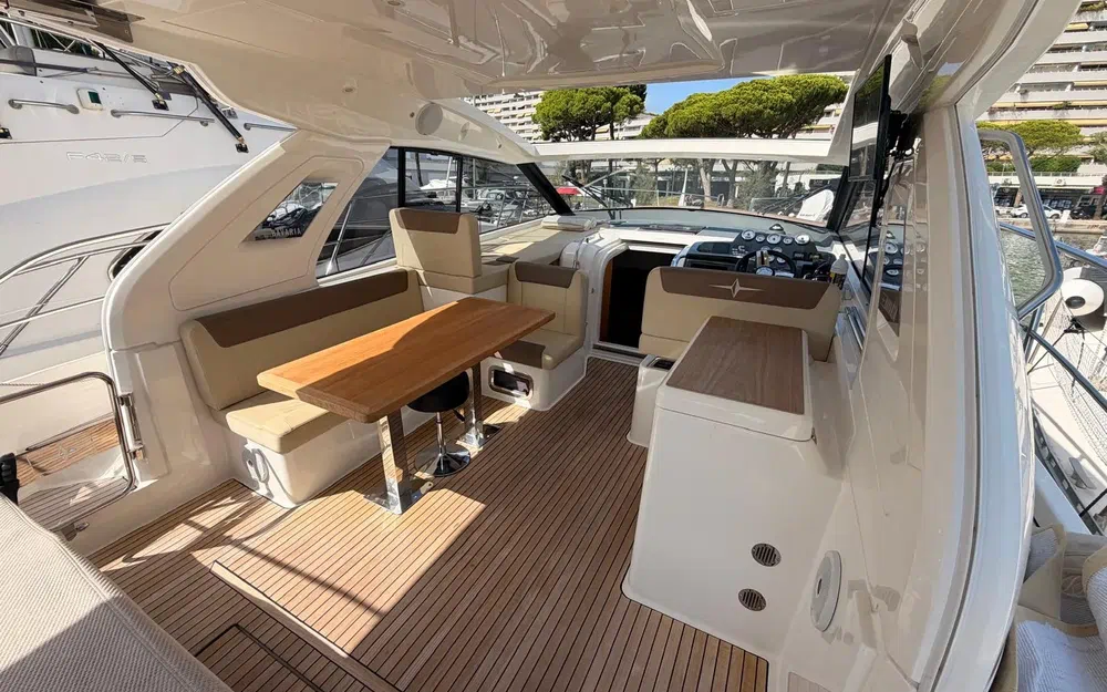 slider 6 Bavaria 400 Hard Top