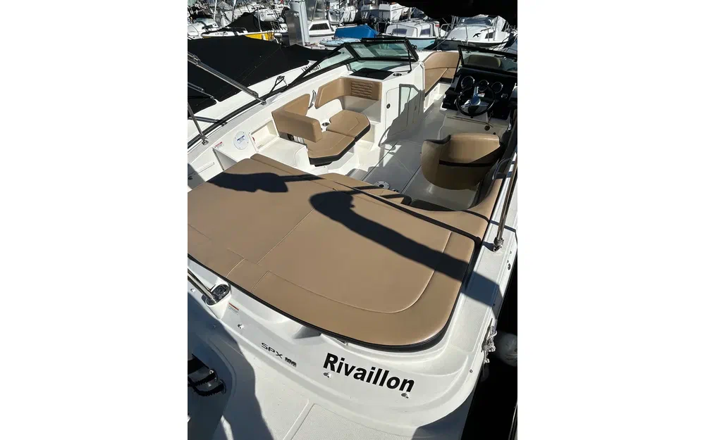 slider 6 Sea Ray 190 SPX