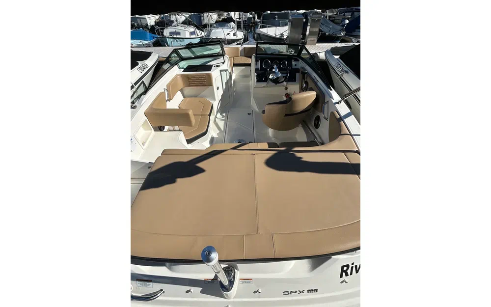 slider 8 Sea Ray 190 SPX