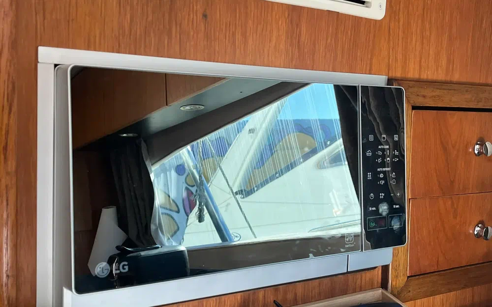 slider 20 Luhrs 36 Convertible