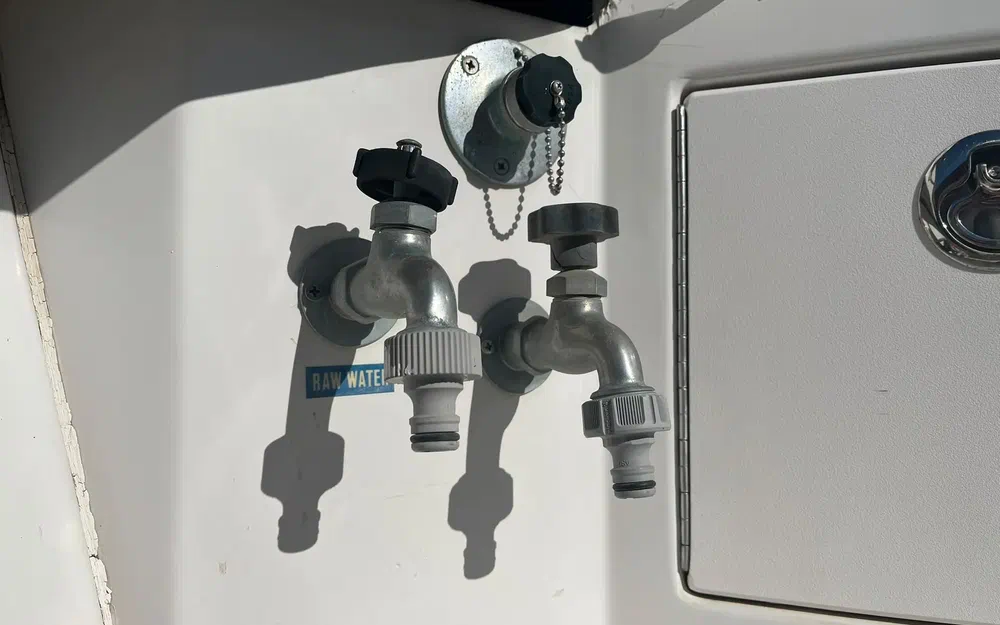 slider 51 Luhrs 36 Convertible