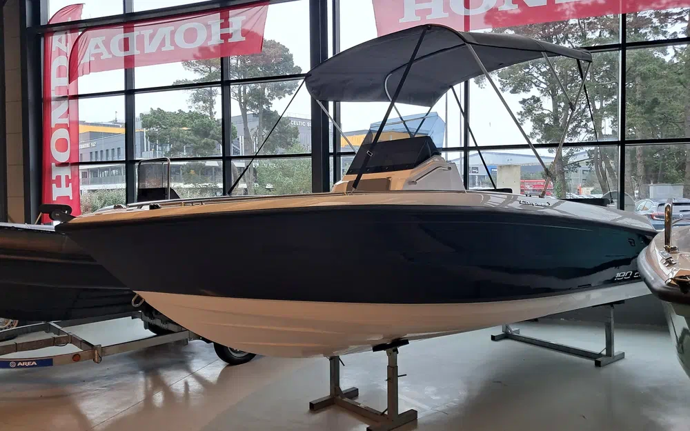slider 0 Compass Boat 190