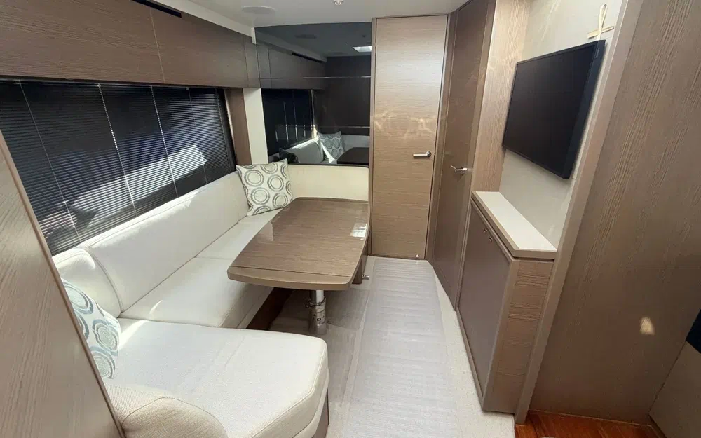 slider 10 Princess V40
