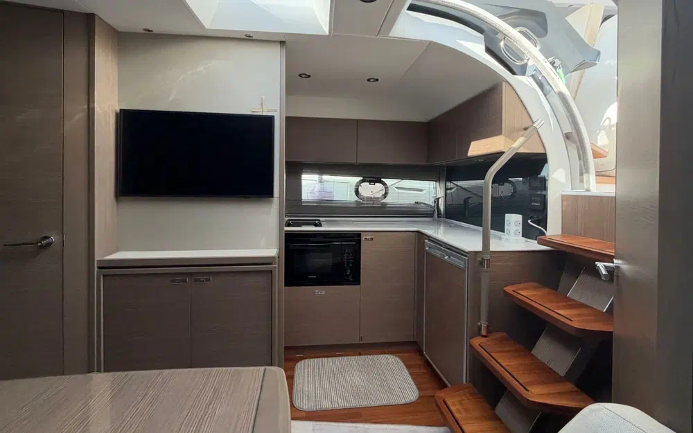 slider 12 Princess V40