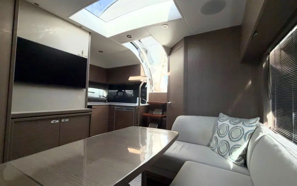 slider 14 Princess V40