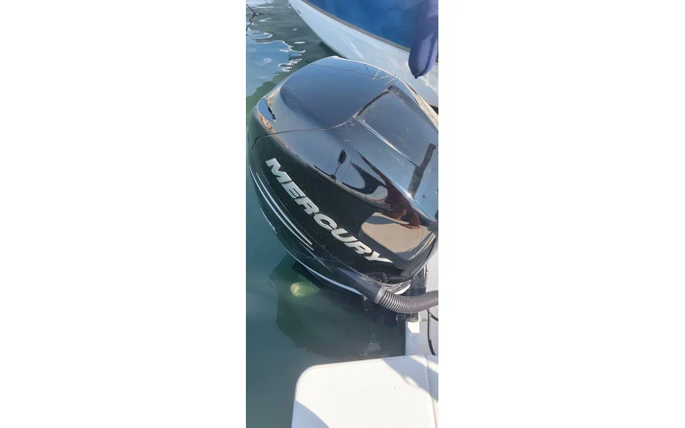 slider 18 Quicksilver Activ 755 Sundeck