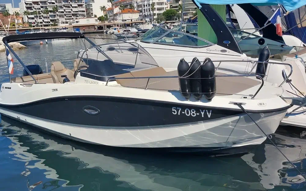 slider 5 Quicksilver Activ 755 Sundeck