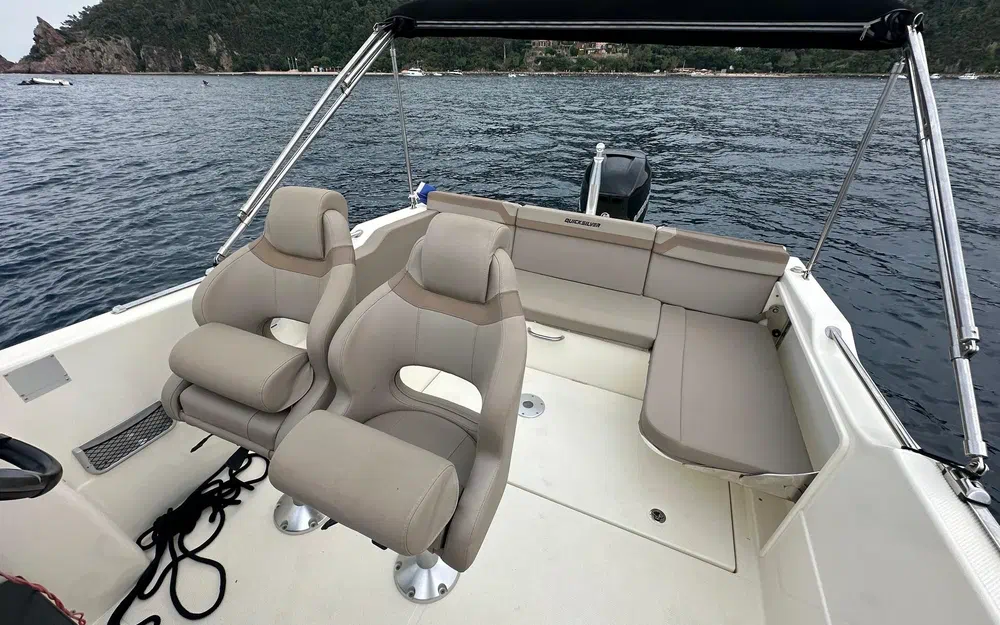 slider 7 Quicksilver Activ 755 Sundeck